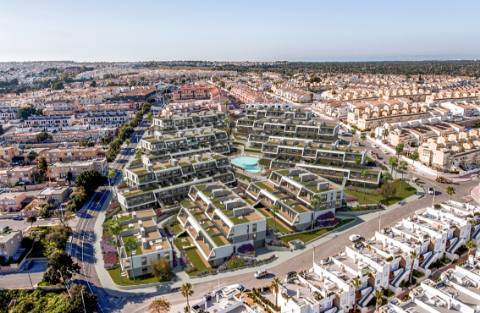Apartamento T3 com grandioso terraço, junto da praia.