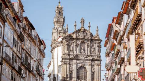 Apartamento T0+1 junto á Torre dos Clérigos, Porto