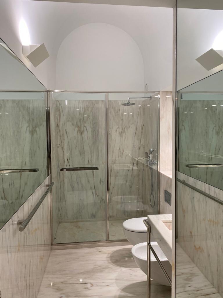 Apartamento T0+1 junto á Torre dos Clérigos, Porto