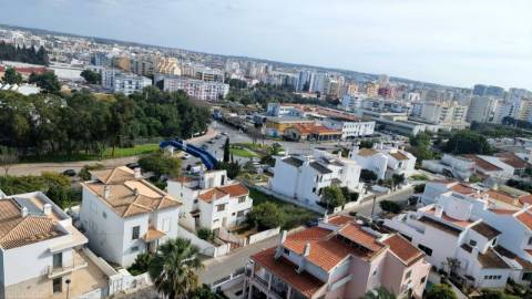 Apartamento T4 de alta eficiência energética e com domótica, Portimão