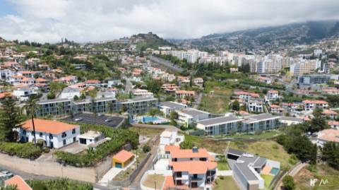 Apartamento T1 nas Virtudes, Funchal