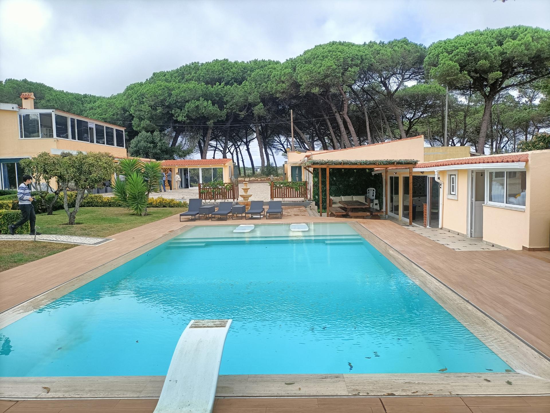 Moradia T3 com Jardim e Piscina
