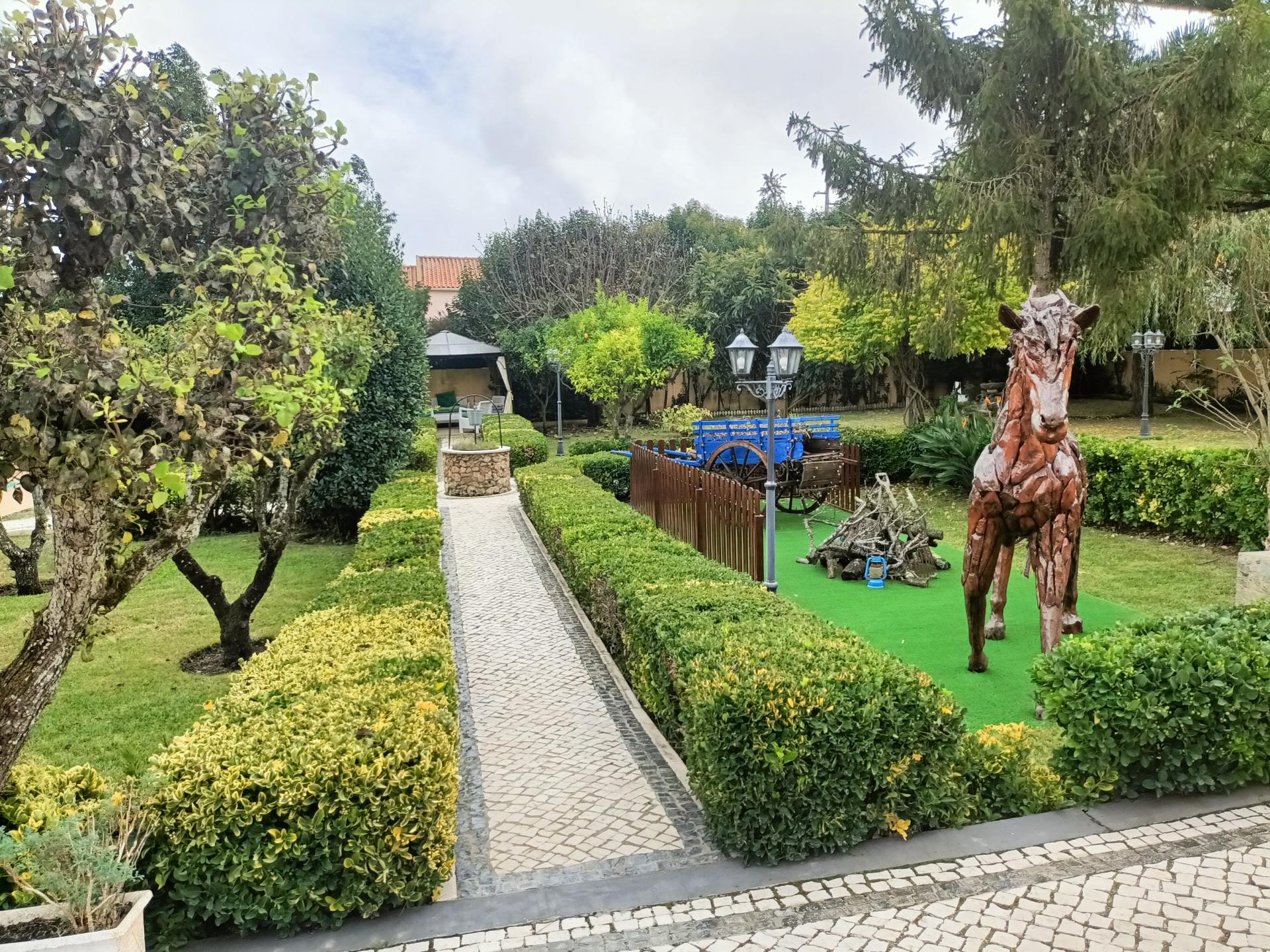 Moradia T3 com Jardim e Piscina