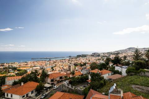 Moradia T3 em Santa Luzia, Funchal