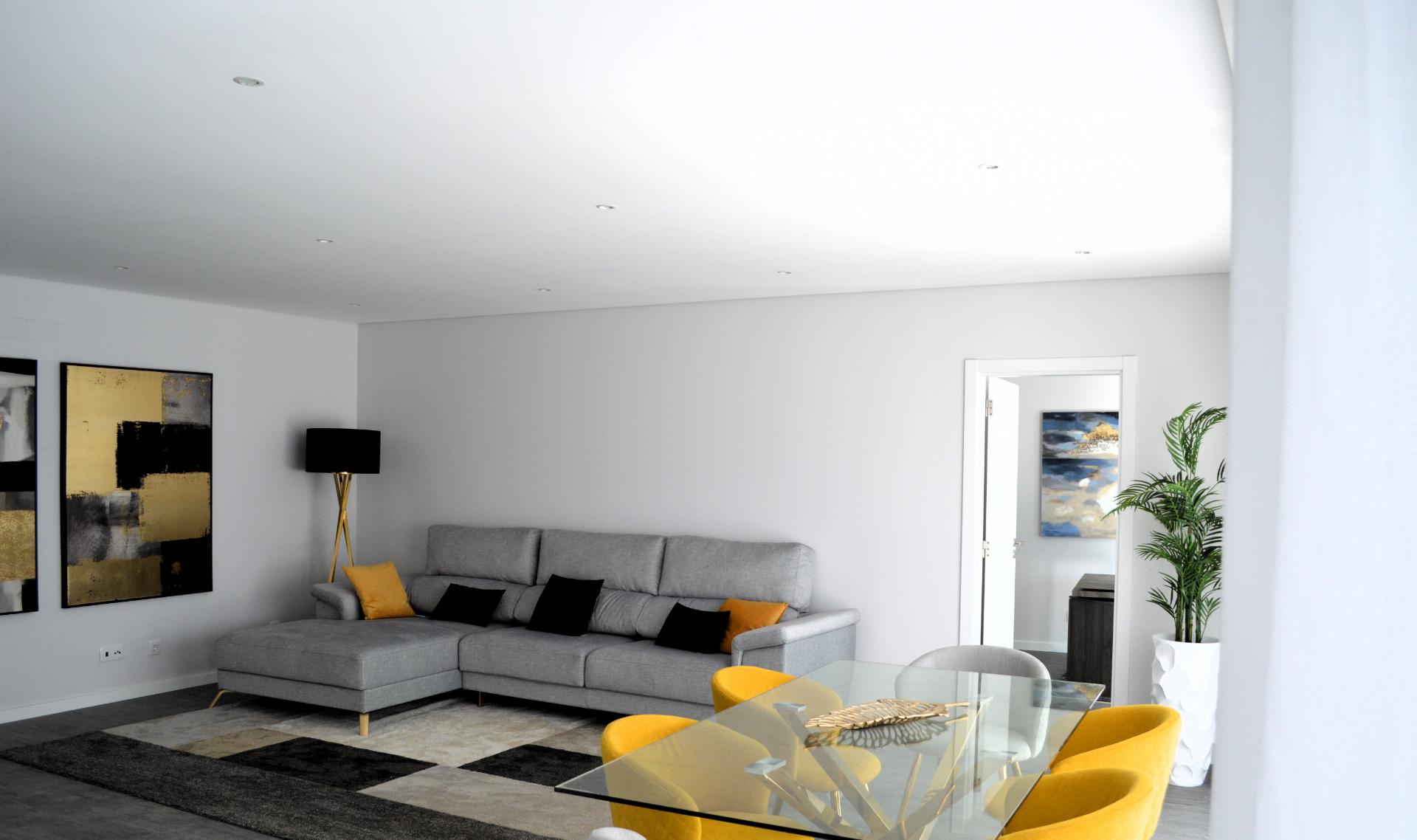 Apartamento T3 Novo com piscina, garagem e arrecadação em Olhão