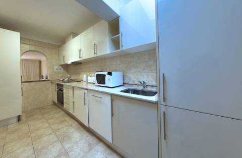 Apartamento T2 em aldeamento de golfe