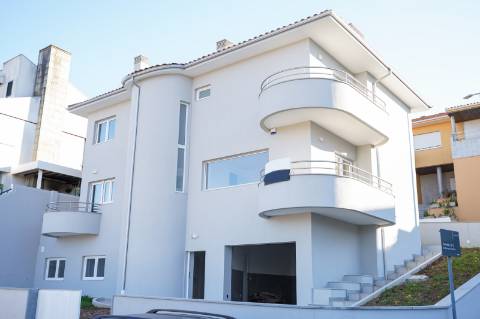 Moradia de luxo junto à Avenida da República, Vila Nova de Gaia