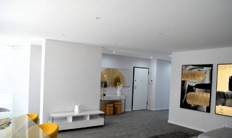 Apartamento T3 Novo com piscina, garagem e arrecadação em Olhão