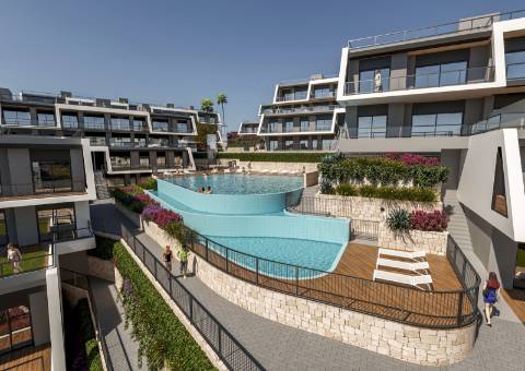 Apartamento T2 com parqueamento, junto da praia.
