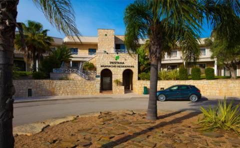 Apartamento T1 em aldeamento de golfe
