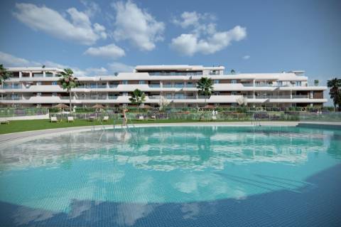 Apartamento 2 Quartos inserido no Golfe em condomínio fechado com piscina e jardim