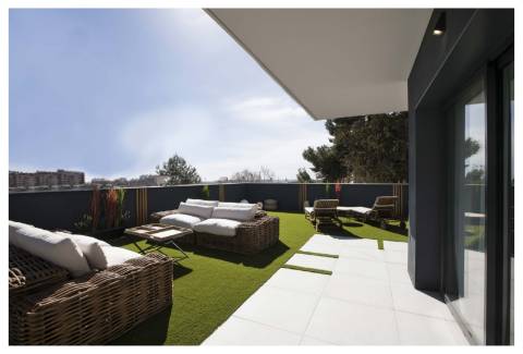 Apartamento T2 com terraço.