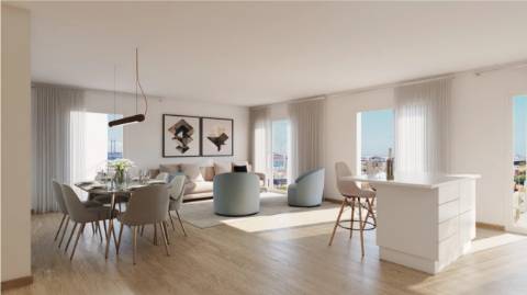 Apartamento T2 em Alcântara