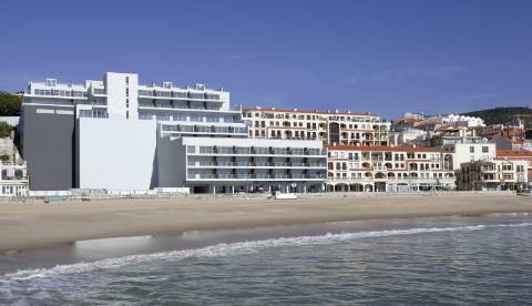 Apartamento T1 com Terraço em Empreendimento Turístico - Sesimbra