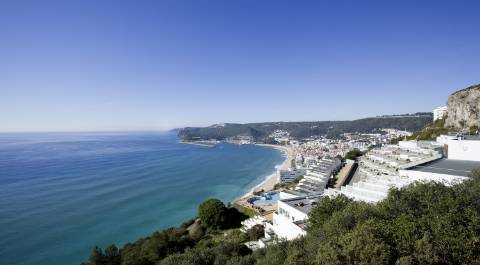Apartamento T1 com Terraço em Empreendimento Turístico - Sesimbra