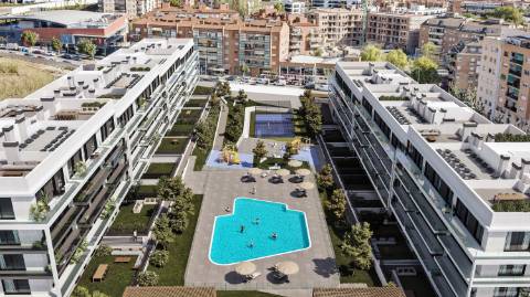 Apartamento T2 em construção, bem localizado.
