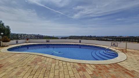 Moradia Isolada T6 em Cerro d'Águia - Albufeira