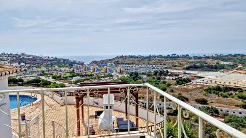 Moradia Isolada T6 em Cerro d'Águia - Albufeira