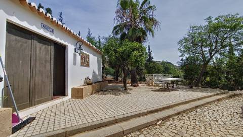 Moradia Isolada T6 em Cerro d'Águia - Albufeira