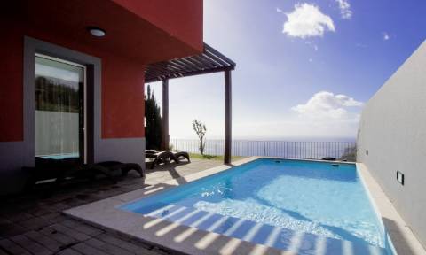 Moradia Isolada T3 com Piscina no Arco da Calheta - Madeira