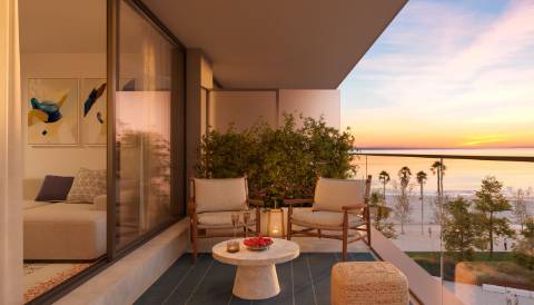 Apartamento T2 em construção, junto da praia.