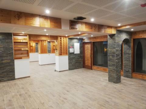 Restaurante Totalmente renovado em zona calma de Quarteira
