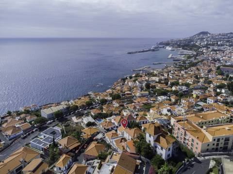 Fantástica Moradia T3 em Santa Maria Maior - Funchal