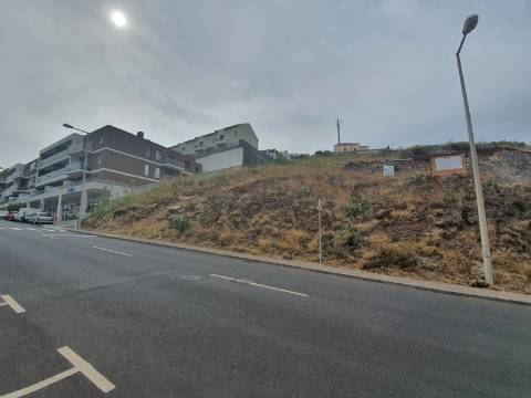 Terreno para Construção no Caniço de Baixo