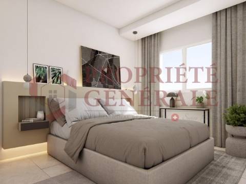 Apartamento T3 duplex novo, perto da praia.