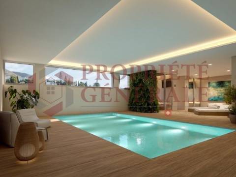 Apartamento T3 duplex novo, perto da praia.