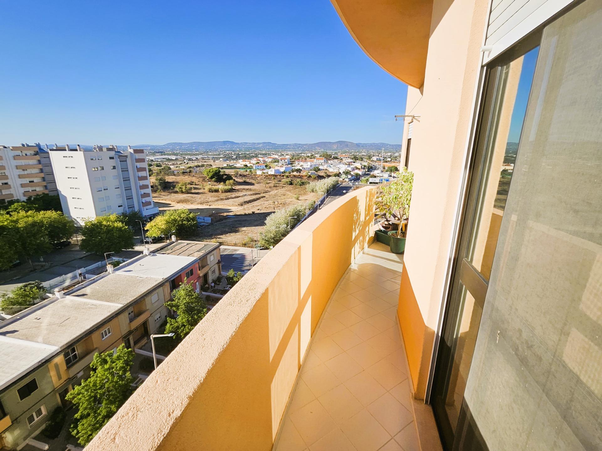 Apartamento T5 com vista mar e serra - Faro, Algarve