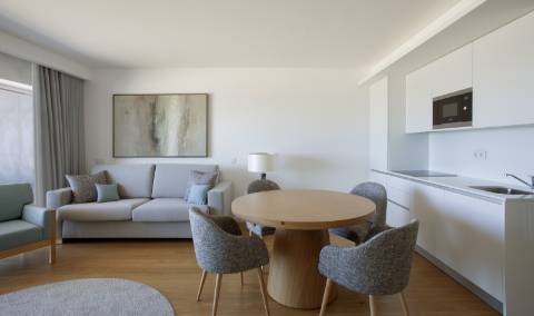 Apartamento T1+1 em Empreendimento Turístico - Sesimbra