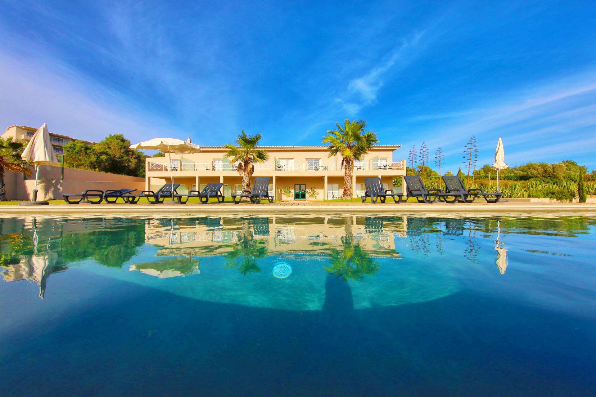 Apartamento T1 em aldeamento de golfe