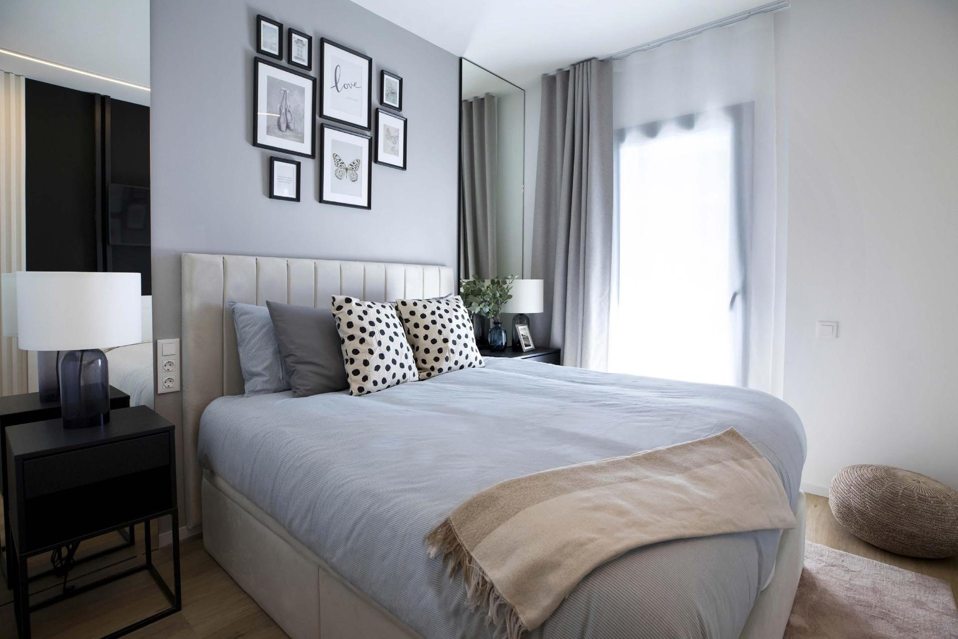 Apartamento T3 em construção, com varanda.