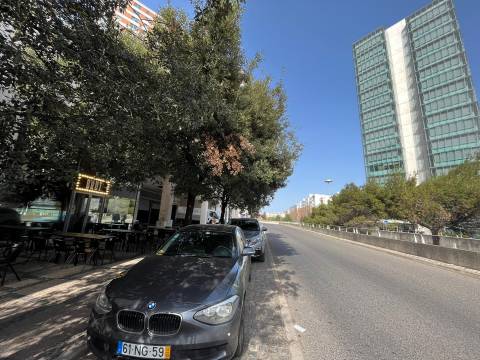 Espaço Comercial no Parque das Nações
