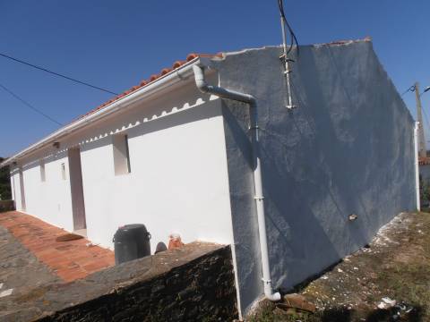 Monte alentejano, em Almodôvar, com 2,5 hectares