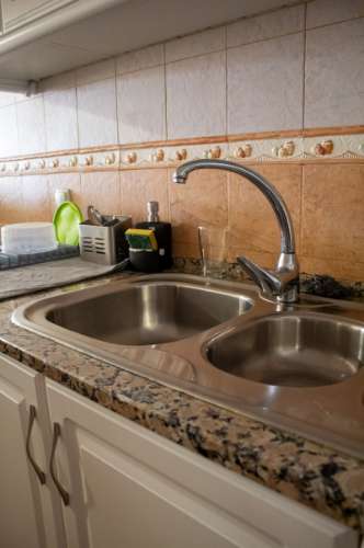 Oportunidade - Moradia T5 com anexo independente T3