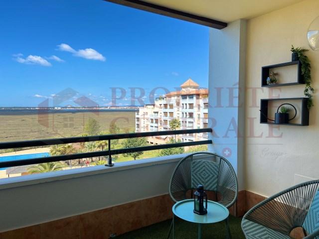 Apartamentos t2 novos em condomínio fechado com piscina, com vista rio e mar.