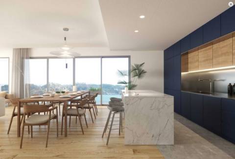 Apartamento T3 em Alcântara