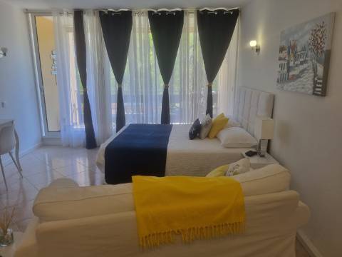 Excelente Estúdio remodelado em zona central de Vilamoura