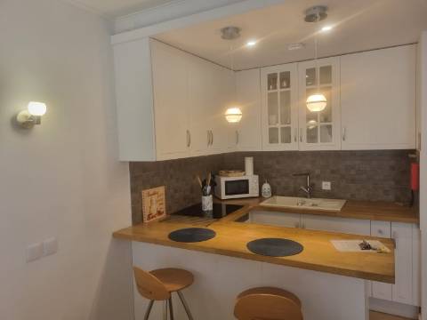 Excelente Estúdio remodelado em zona central de Vilamoura