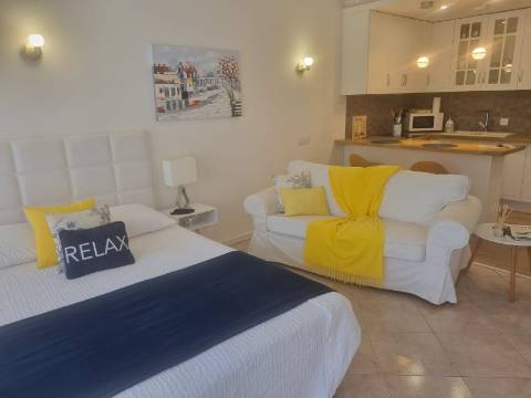 Excelente Estúdio remodelado em zona central de Vilamoura
