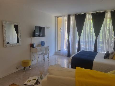 Excelente Estúdio remodelado em zona central de Vilamoura