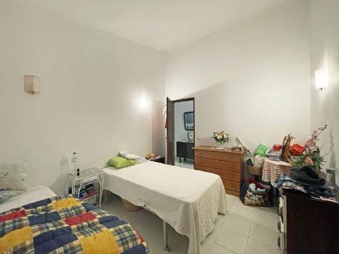 Vila T4 em Silves