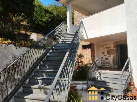 Quinta de 3060 m2 com Moradia T5 | Roriz, Santo Tirso