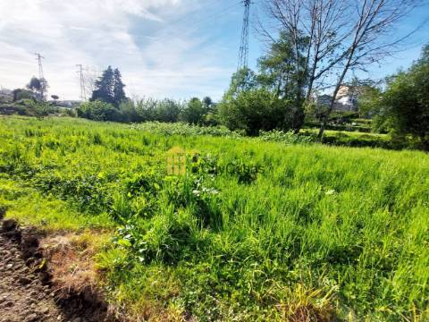 Terreno Rústico com 2900 m2 em Ermesinde