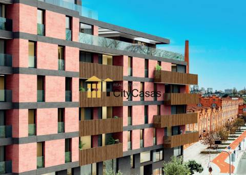 T3 Novo c/ Varanda e Garagem - Edifício c/ Vistas Ria