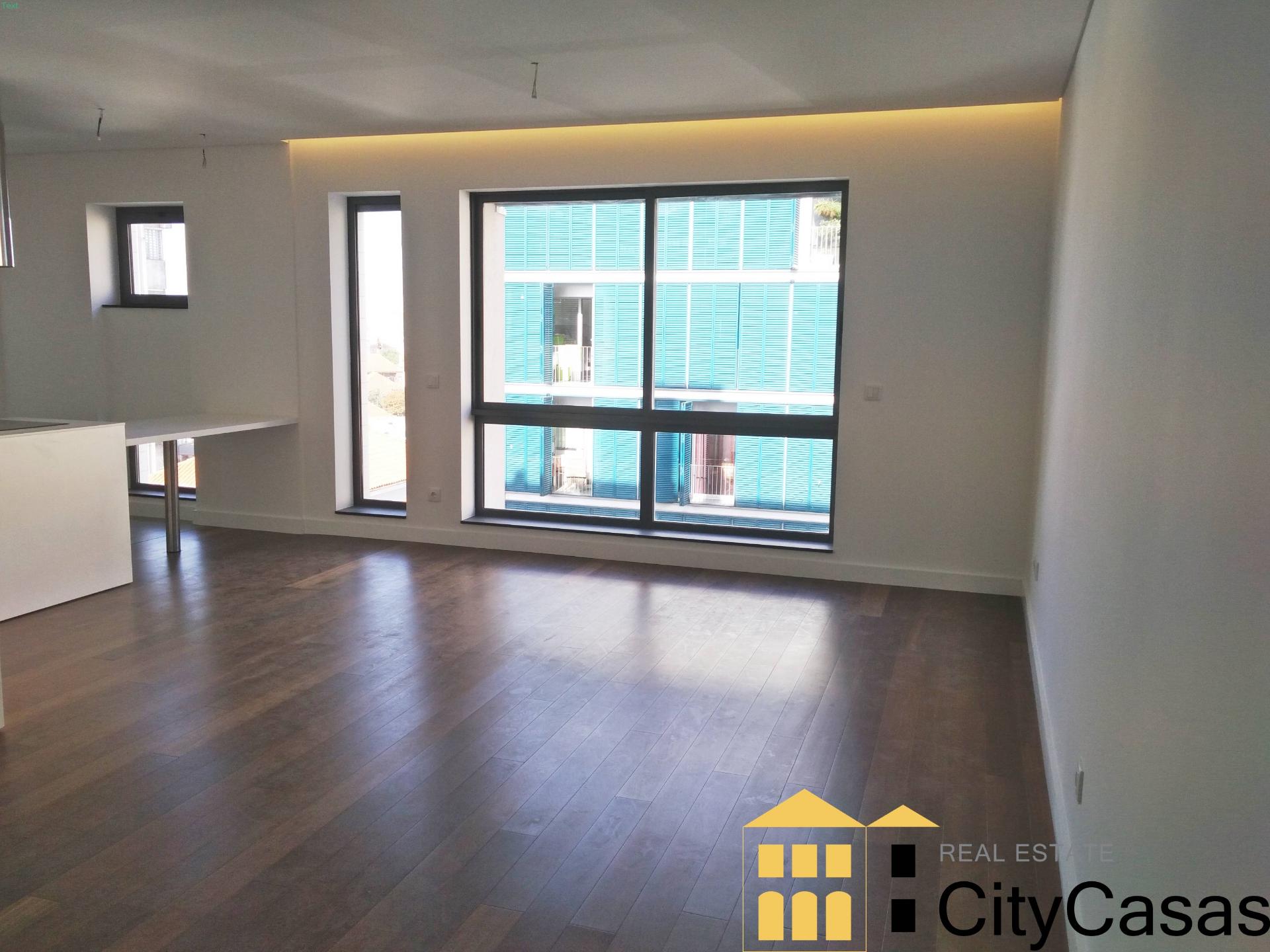 Apartamento T4 na Boavista | Porto