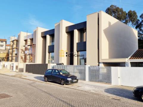 Moradia T3 Nova em Gondomar | 2026