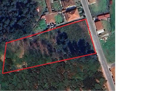 Terreno Para Construção de Moradias em Lodares